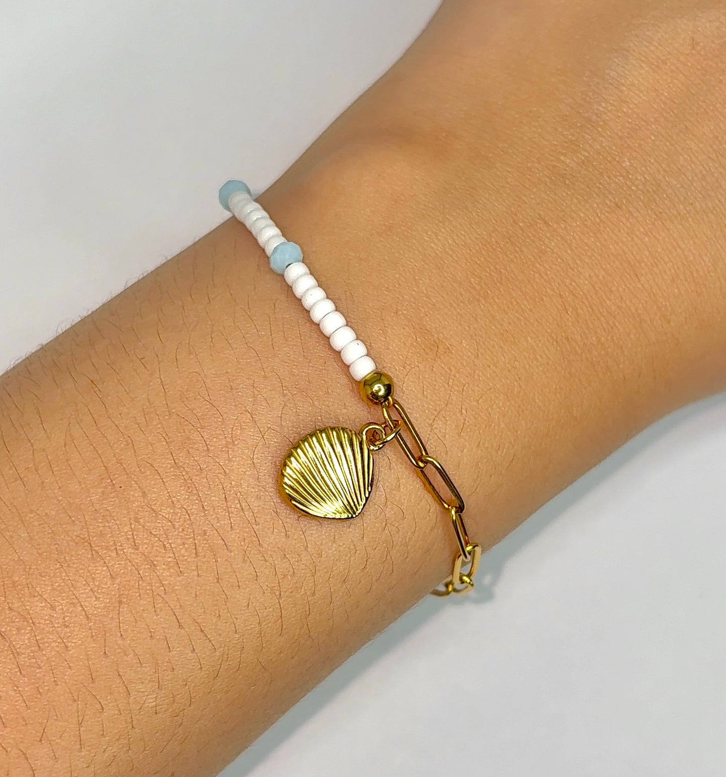 Concha Dorada Bracelet